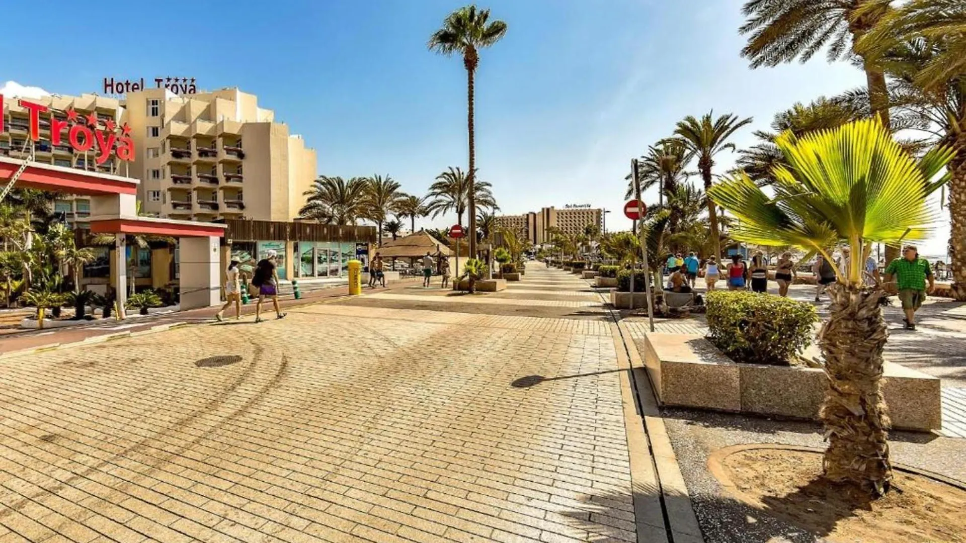 Two Bedroom Apartment In Playa De Las Americas, Free Wifi Spain