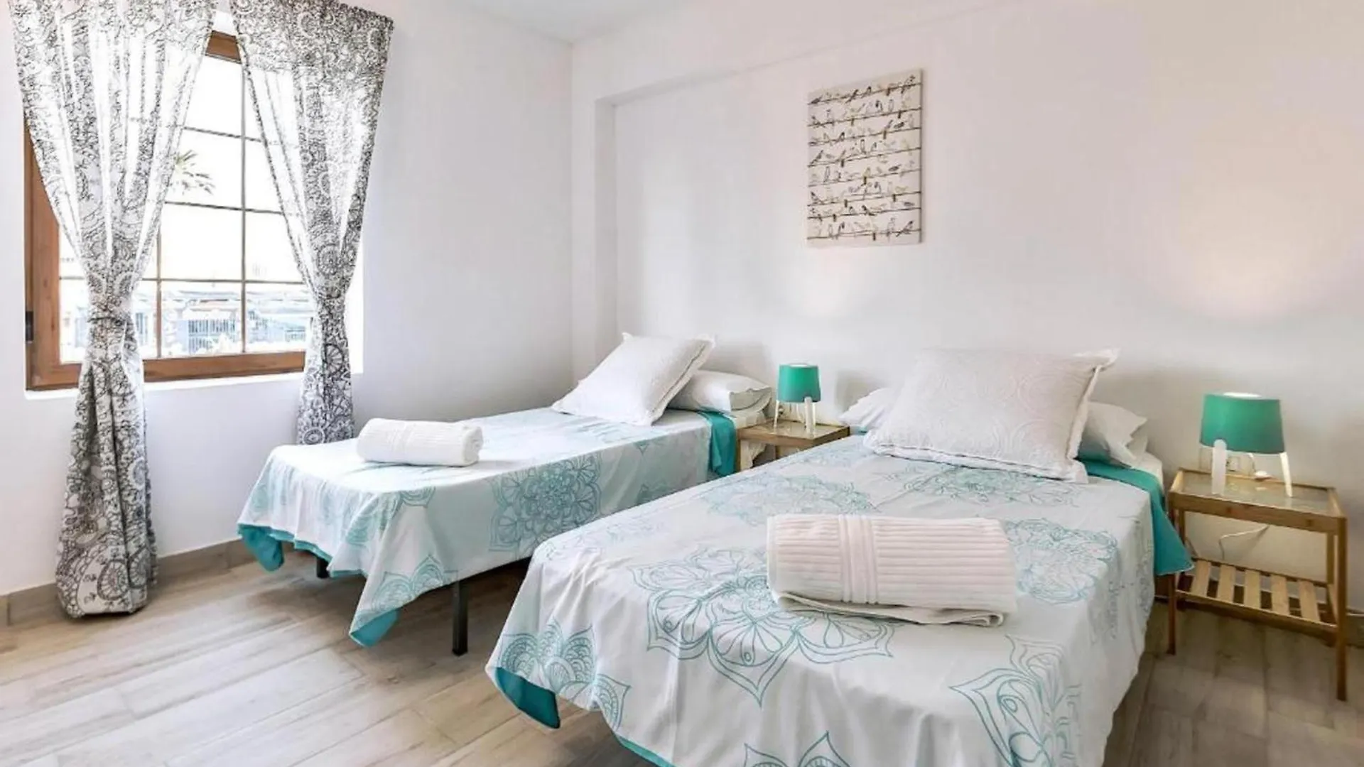 Two Bedroom Apartment In Playa De Las Americas, Free Wifi 0*, Playa de las Americas (Tenerife)