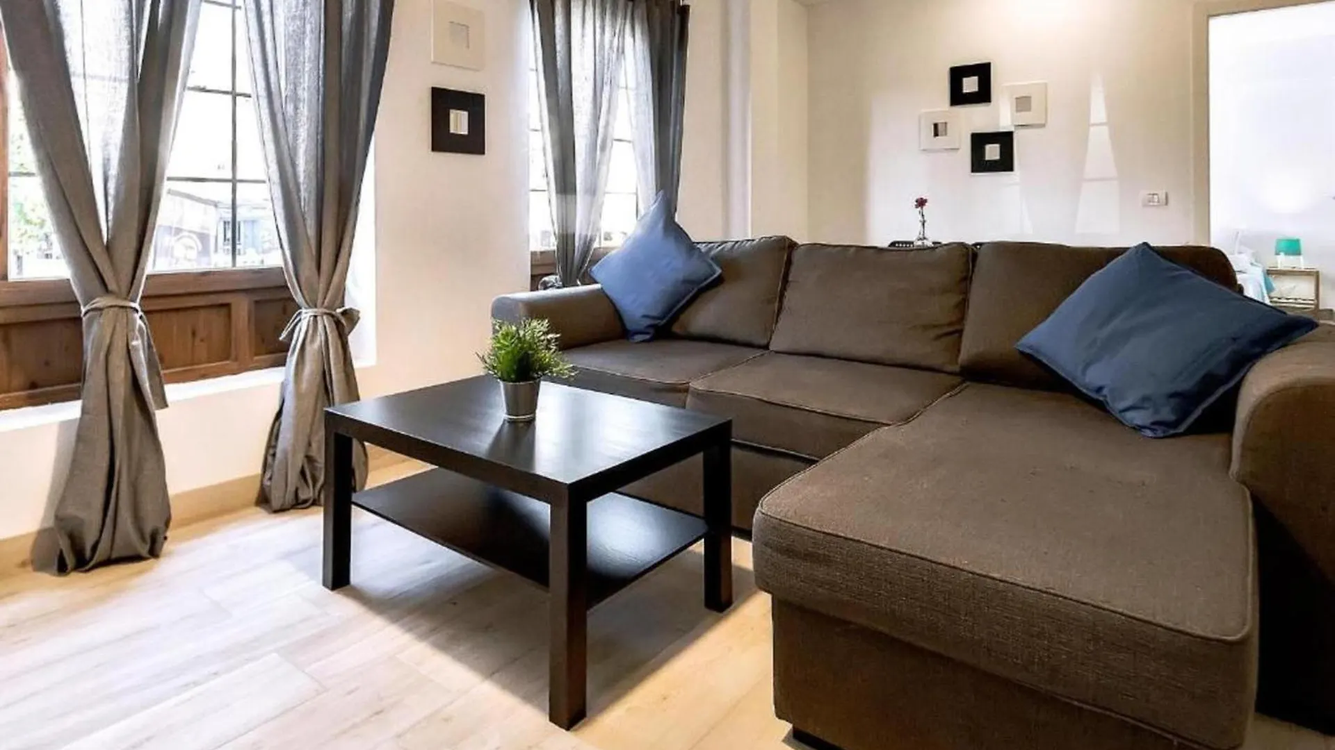 Two Bedroom Apartment In Playa De Las Americas, Free Wifi